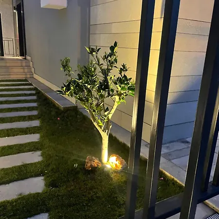 Bodrumda Deniz Ve Doga Manzarali Full Esyali Lueks וילה