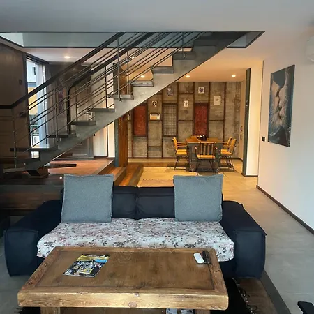 Akyarlarda Havuzlu Deniz Ve Doga Manzarali Full Esyali Lueks Villa *