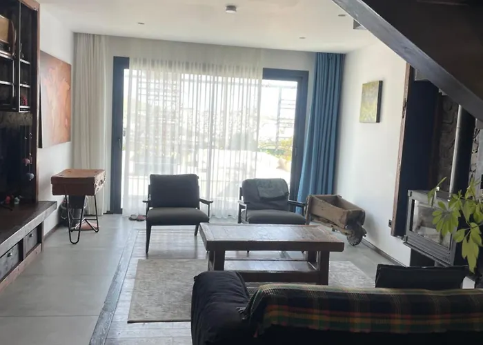 Vilă Bodrumda Deniz Ve Doga Manzarali Full Esyali Lueks Bodrum