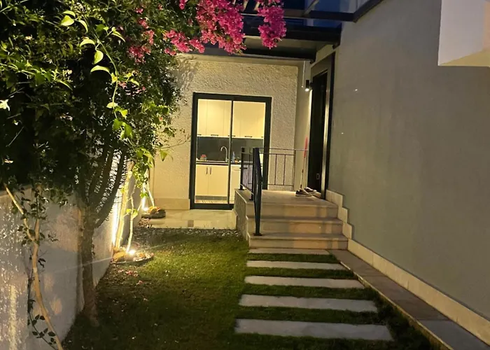 Vilă Bodrumda Deniz Ve Doga Manzarali Full Esyali Lueks Bodrum