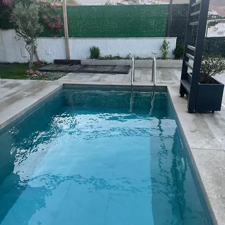 Bodrumda Deniz Ve Doğa Manzaralı Full Eşyalı Lüks Villa *