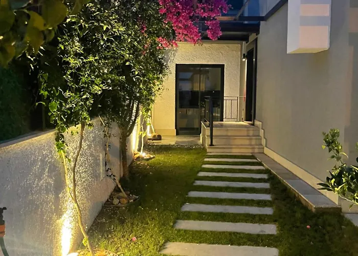 Willa Bodrumda Deniz Ve Doga Manzarali Full Esyali Lueks Bodrum