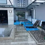Bodrumda Deniz Ve Doga Manzarali Full Esyali Lueks * בודרום
